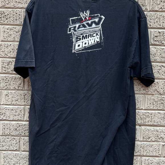 Vintage Y2K 2002 WWE Smackdown vs Raw Roster T Shirt - Picture 2 of 3
